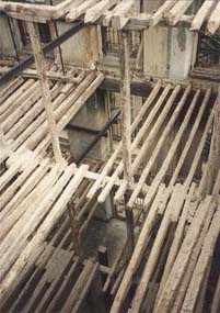 Edificio Reconstruido en Cava Baja 30