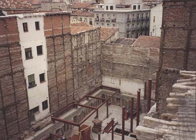 Edificio Reconstruido en Cava Baja 30