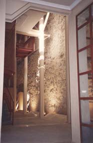 Edificio Reconstruido en Cava Baja 30